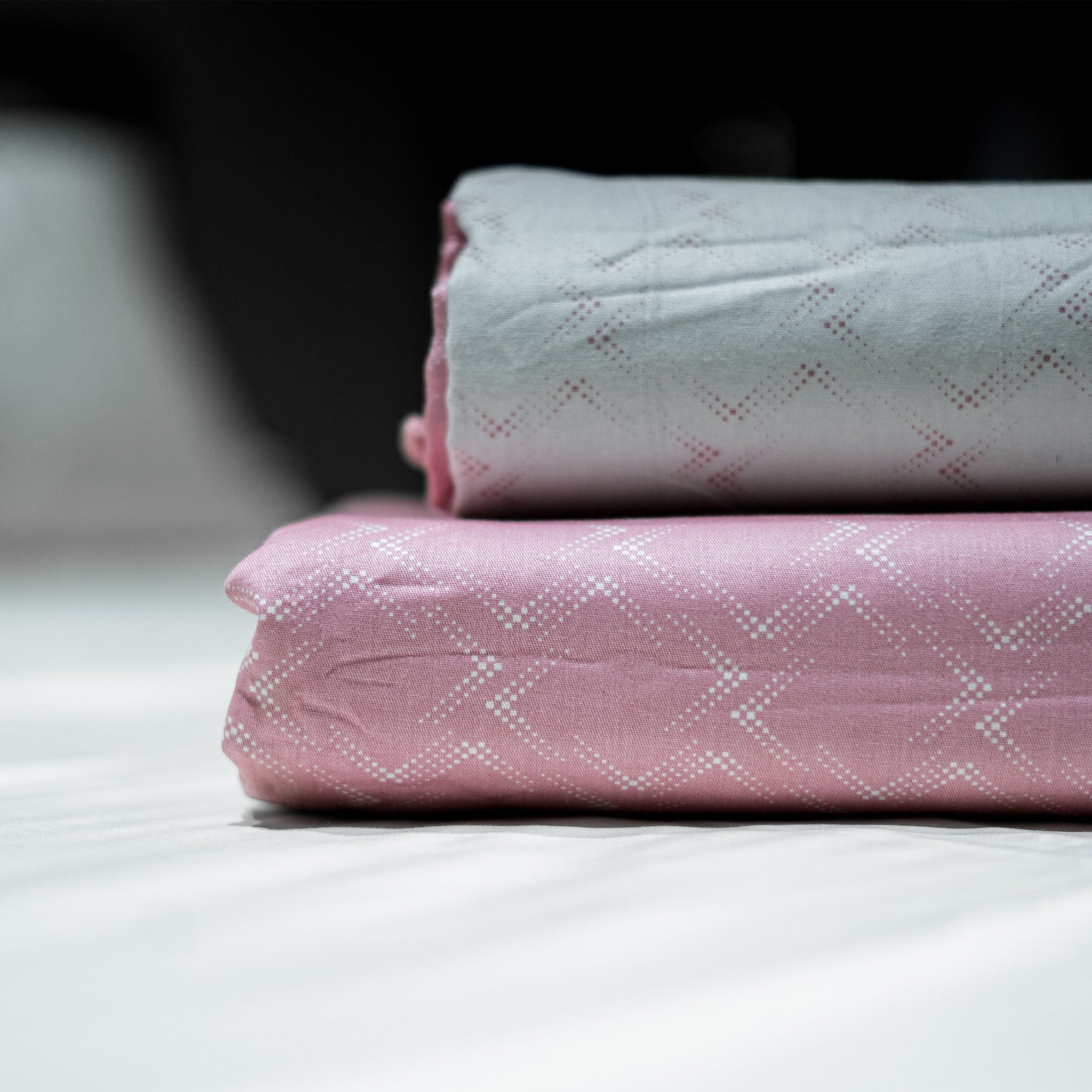 Enera Prism Collection Rhombus Pink Color Printed Double Bed Dohar