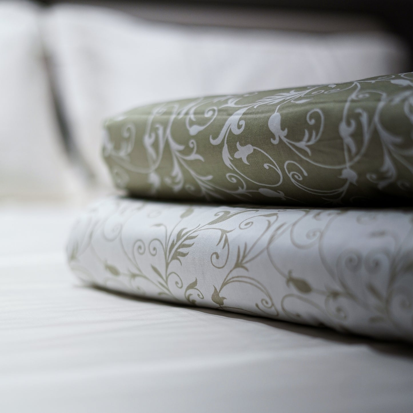 Enera Prism Collection Botanic Green Color Printed Double Bed Dohar