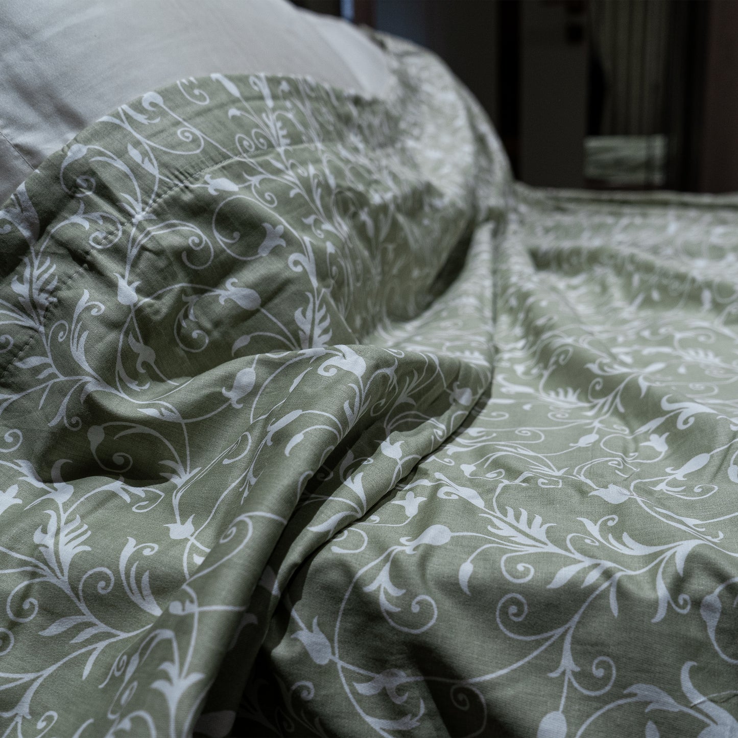 Enera Prism Collection Botanic Green Color Printed Double Bed Dohar