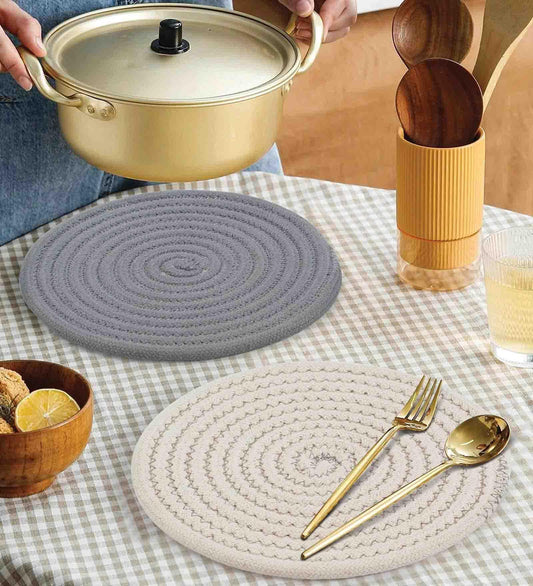 Saprose Crafted Round Dining & Side Table Mat – 23cm, Pack of 4 Include Stand - enera
