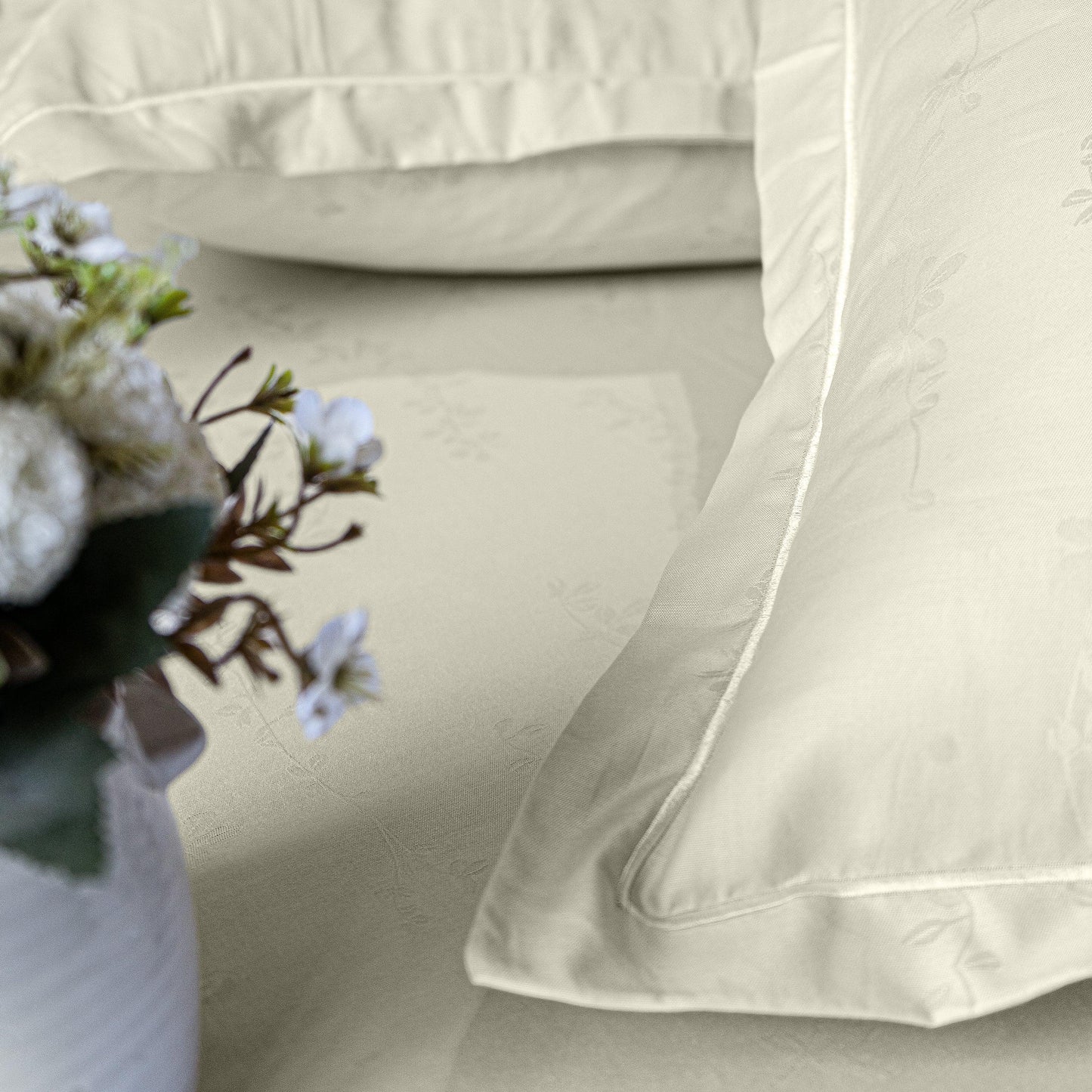 Enera Jacquard Tendril Collection Ivory White Color King Size Bedsheet - enera