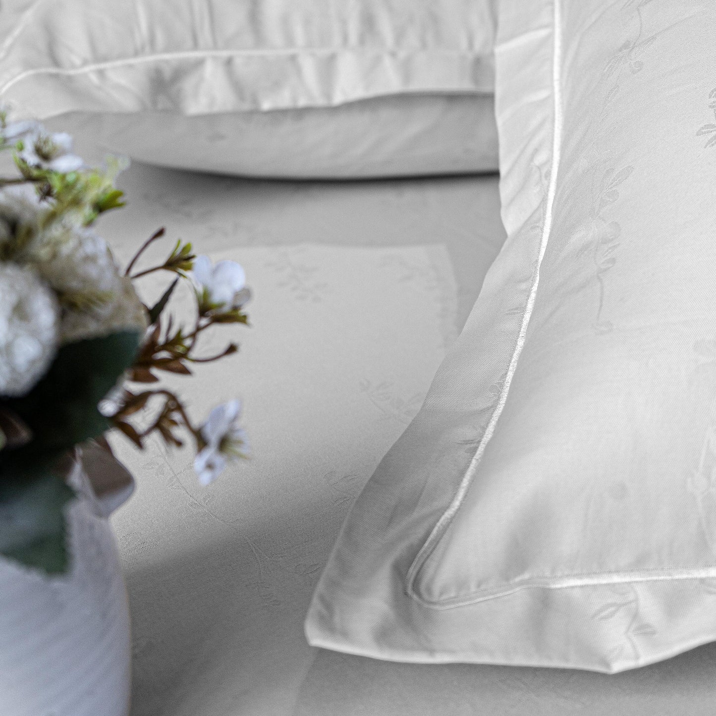 Enera Jacquard Tendril Collection Frost Grey Color King Size Bedsheet - enera