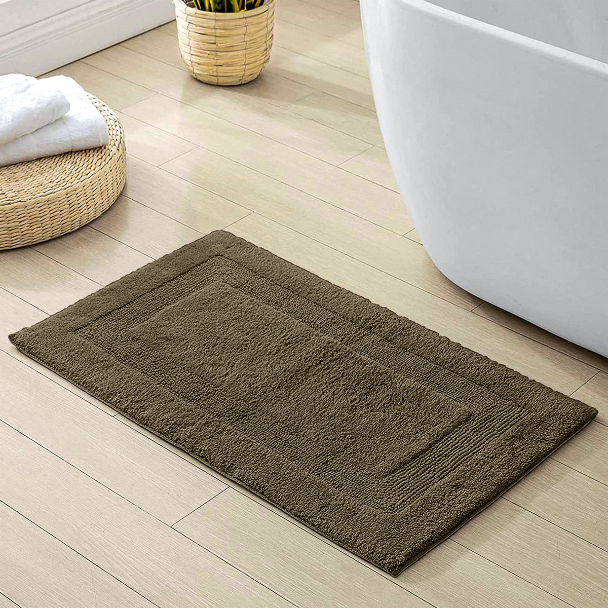 enera Small Bathmat 40x60 cm | Quick-Dry, Non-Slip & Highly Absorbent