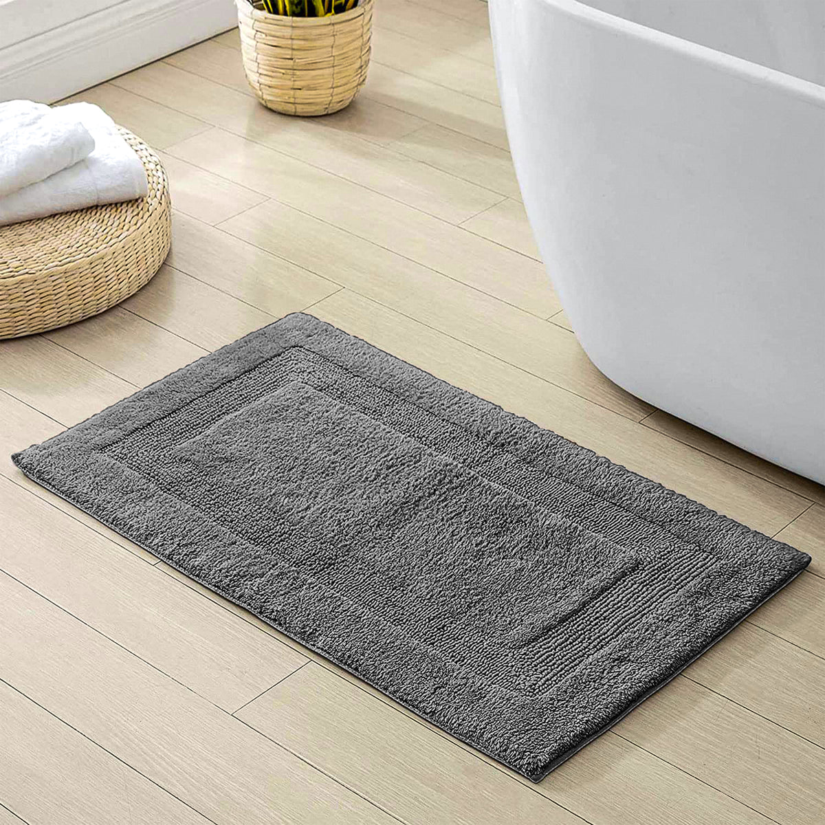 enera Small Bathmat 40x60 cm | Quick-Dry, Non-Slip & Highly Absorbent