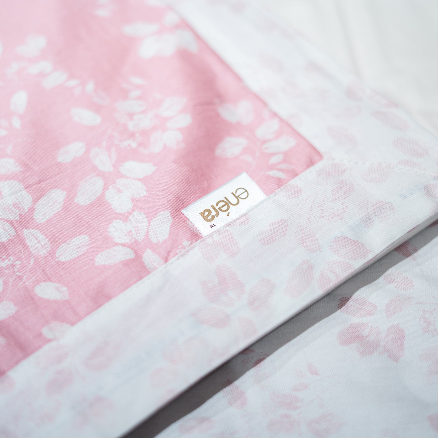 Enera Prism Collection Leaf Pink Color Printed Double Bed Dohar