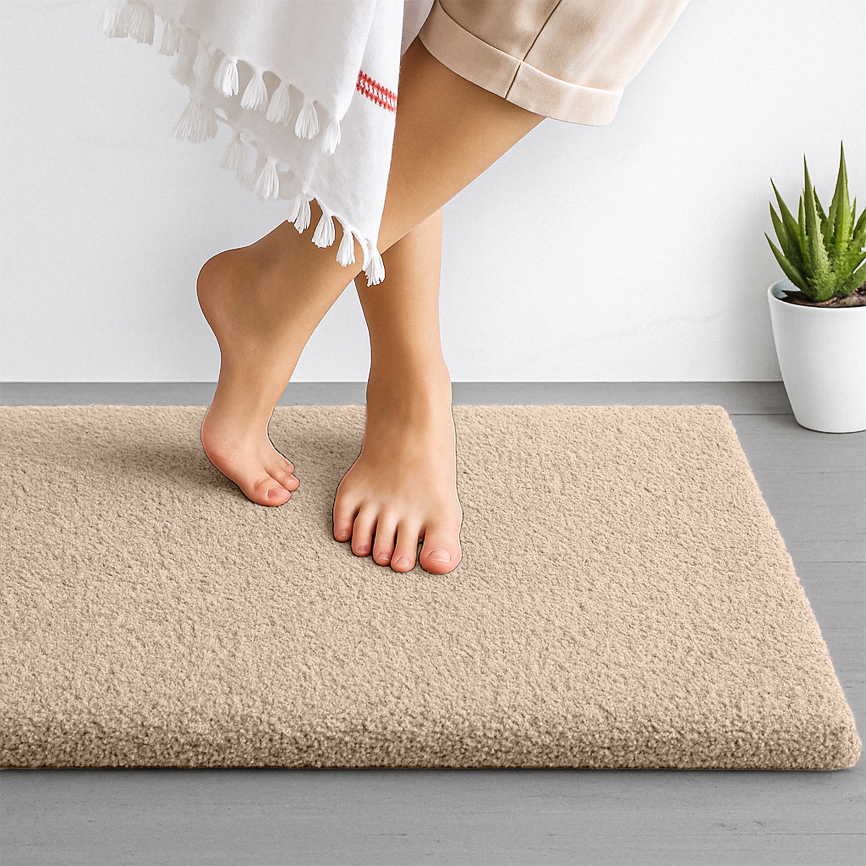 enera Small Bathmat 40x60 cm | Quick-Dry, Non-Slip & Highly Absorbent - enera