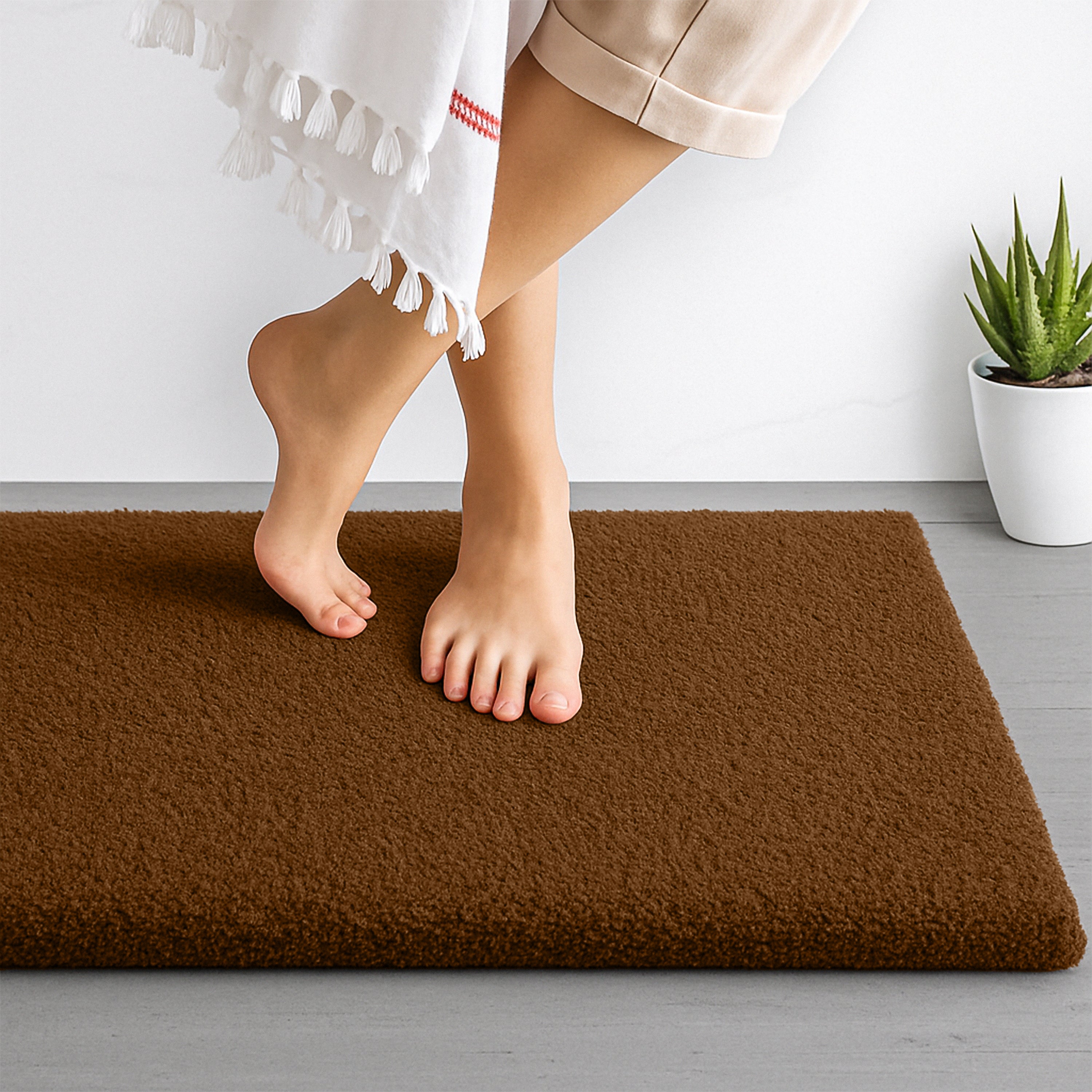 enera Small Bathmat 40x60 cm | Quick-Dry, Non-Slip & Highly Absorbent - enera