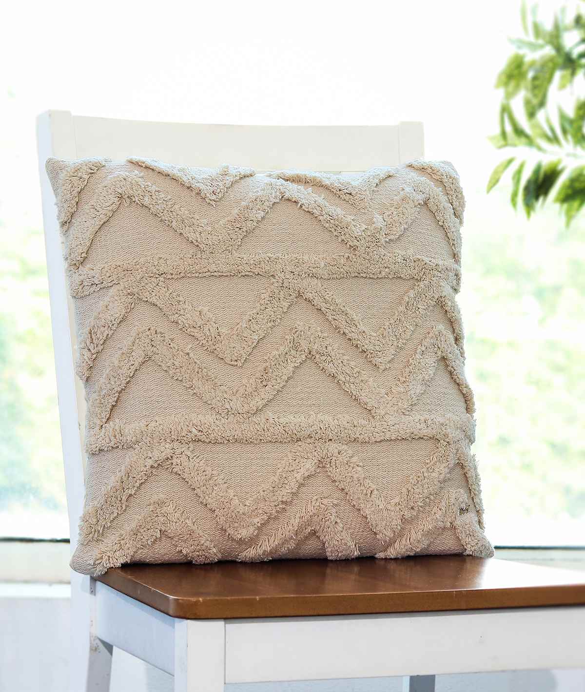 Pluchi Natural Color Cushion Cover 18 x 18 | CCTFT088 | Enera