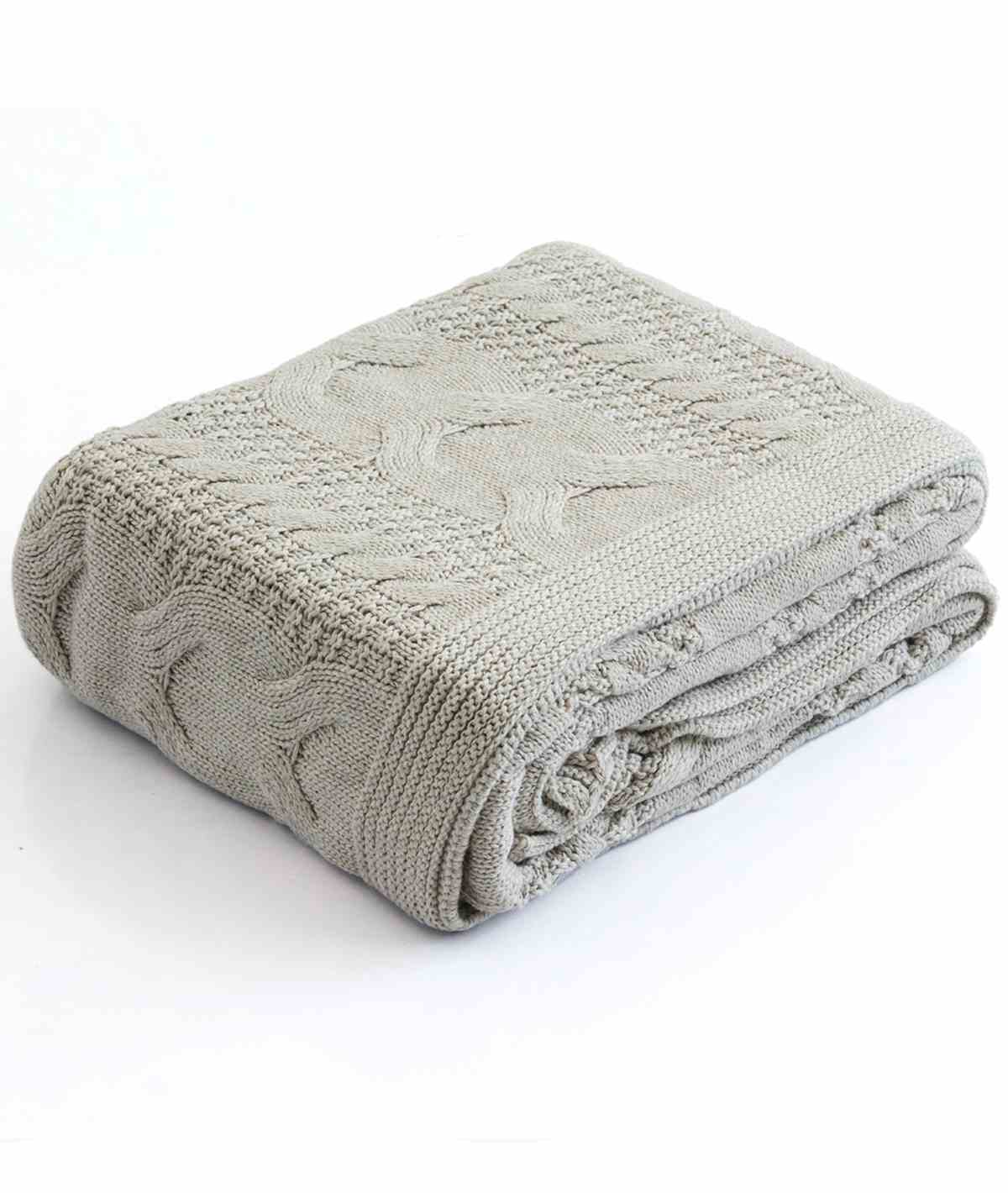 Pluchi Pale Whisper Color Throw - PLTHCLS6 | Stylish and Cozy | Enera