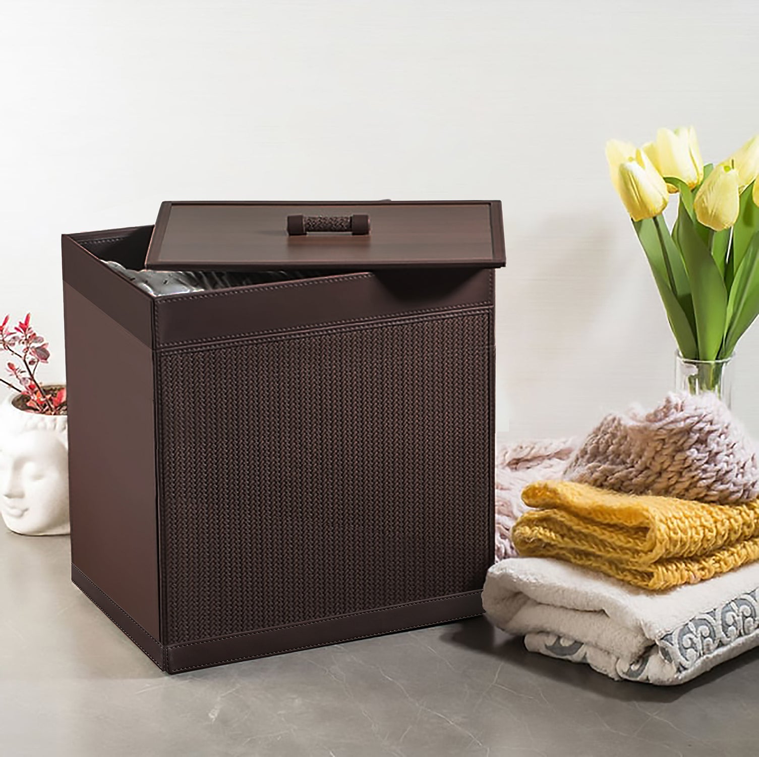 Vivid Small Waste Bin in Brown Color