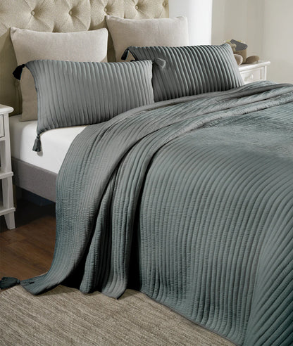 Pluchi Medium Grey 100% Cotton Knitted King Size Bed Cover With 2 Pillow Covers