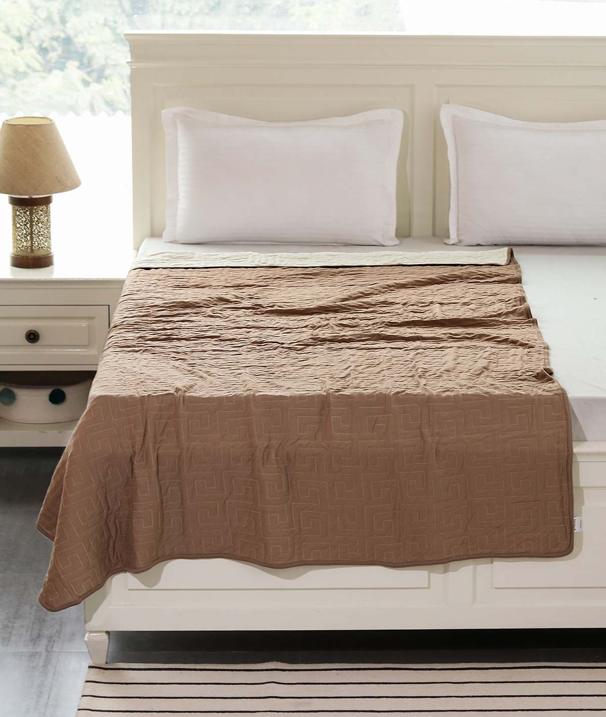 Pluchi Winkle Two Tone Cotton Knitted Double Bed Dohar / Quilt (Dove Beige & Natural) - Agarwal Bedding and Furnishing