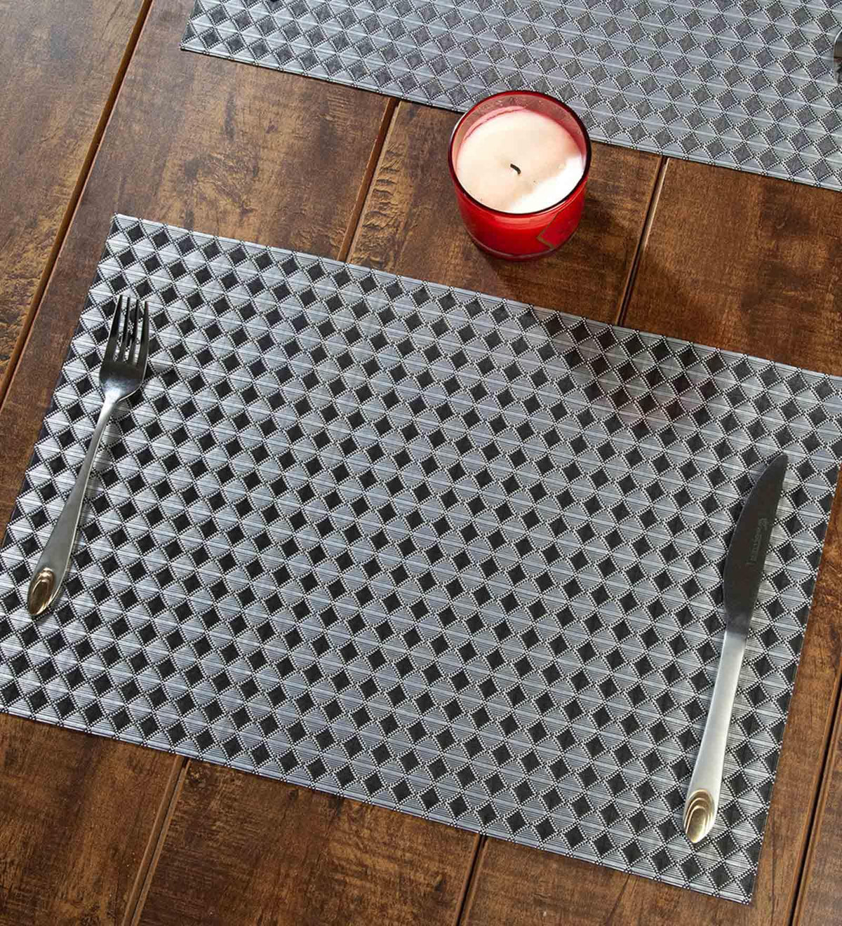 Enera Vinyl White & Black Color 30x45 cm Table Mat - enera