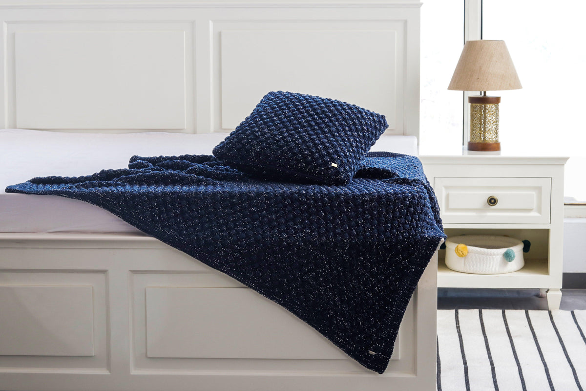 Enera Popcorn Navy & Silver Metallic Color Combo Throw - enera