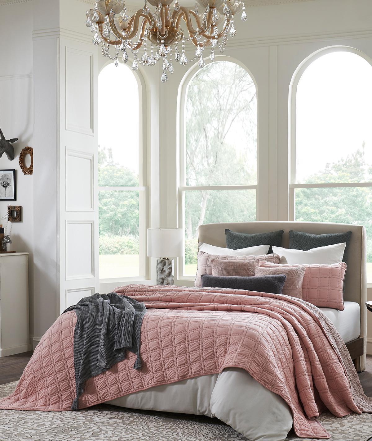 Enera Miraya Pink Pearl color King Size Bedcover - enera
