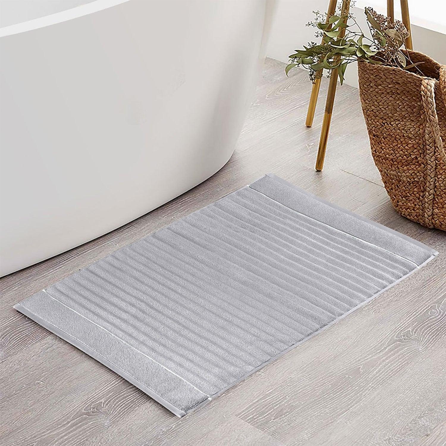 Enera Elite Plush Light Grey Color Bathmat - 50 x 80 cm - enera