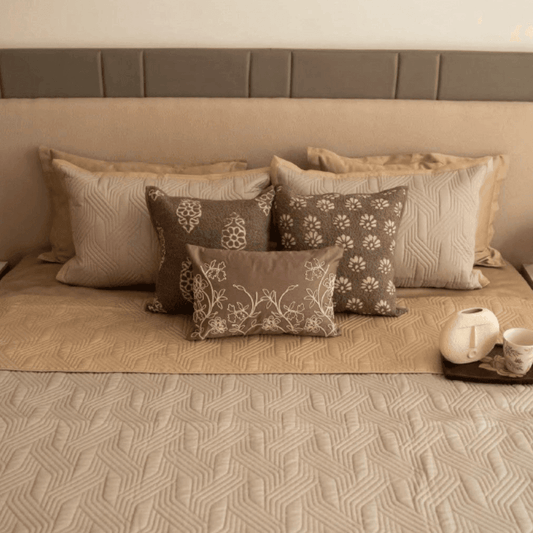 Enera Prime Magnolia King Size Bed Cover - enera