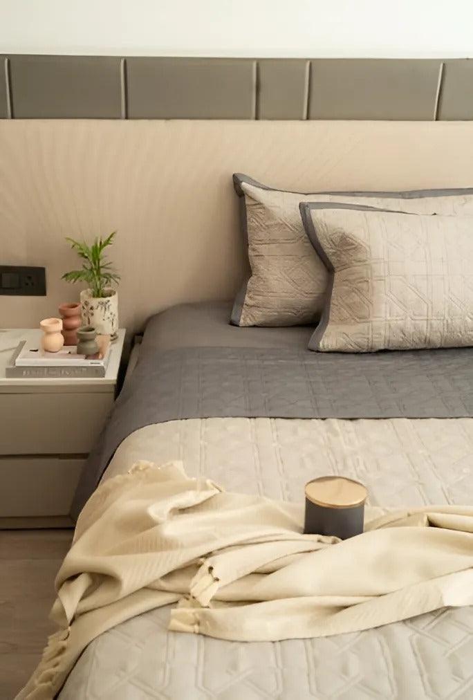 Enera Prime Arban Beige & Dark Grey King Size Bed Cover - enera