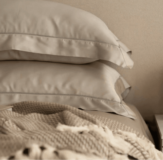 Enera Tencel Collection Eggshell Grey Color Plain King Size double Bedsheet with 2 pillow covers - enera