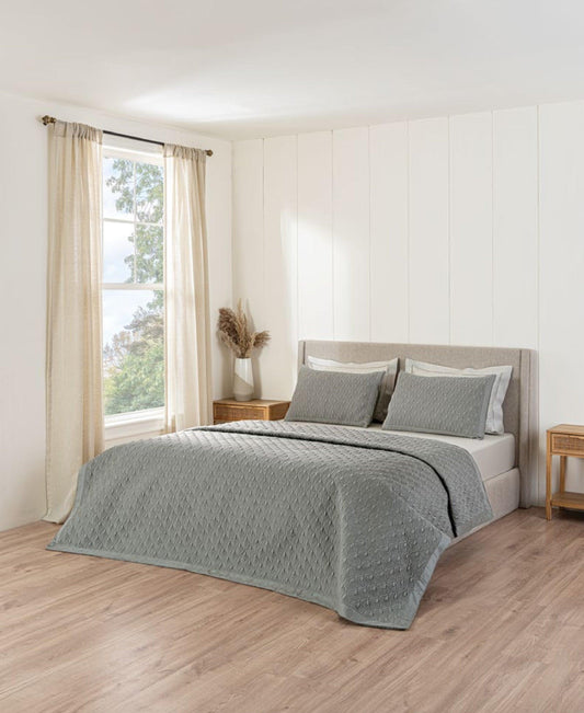 D'Decor Legacy II Collection Frost Grey-Oyster Quilted Bedspread Set - enera