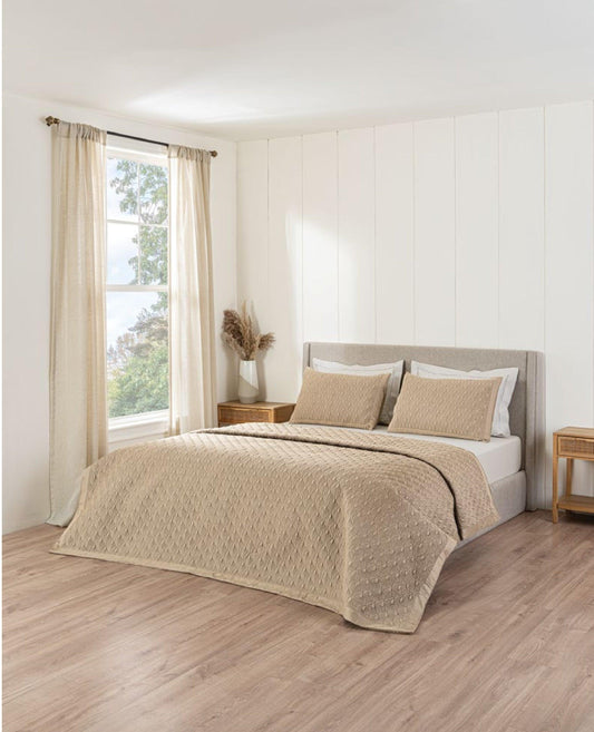 D'Decor Legacy II Collection Roasted Cashew-Marshmallow Quilted Bedspread Set - enera