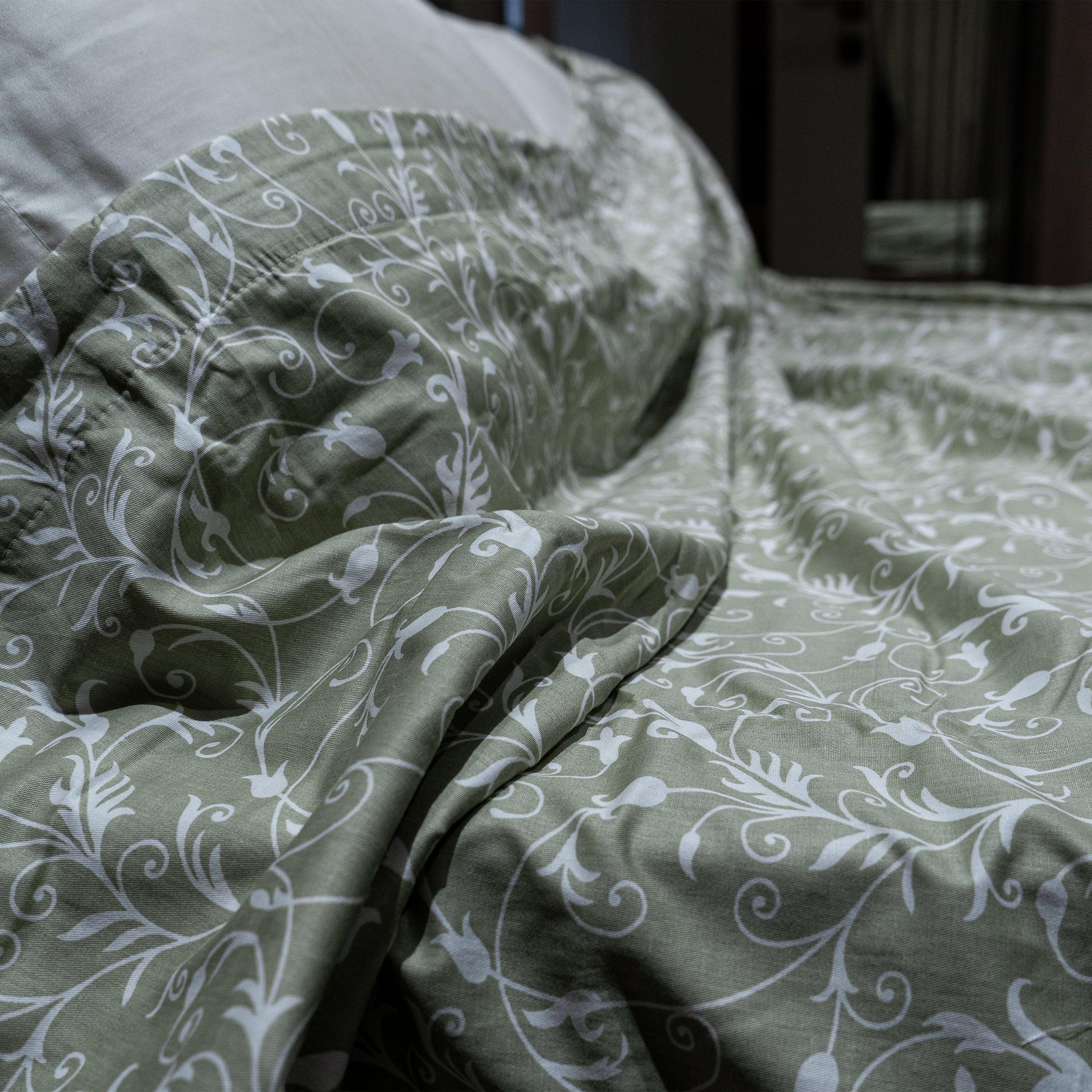 Enera Prism Collection Botanic Green Color Printed Single Bed Dohar