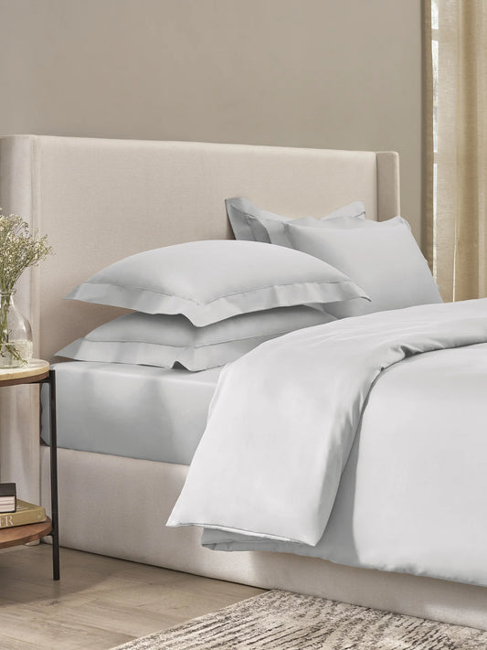 Sansar Bask 100% Cotton King Size Bedsheet Set with 2 Pillow Covers – Silver