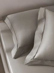 Sansar Bask 100% Cotton King Size Bedsheet Set with 2 Pillow Covers – Cloud Grey