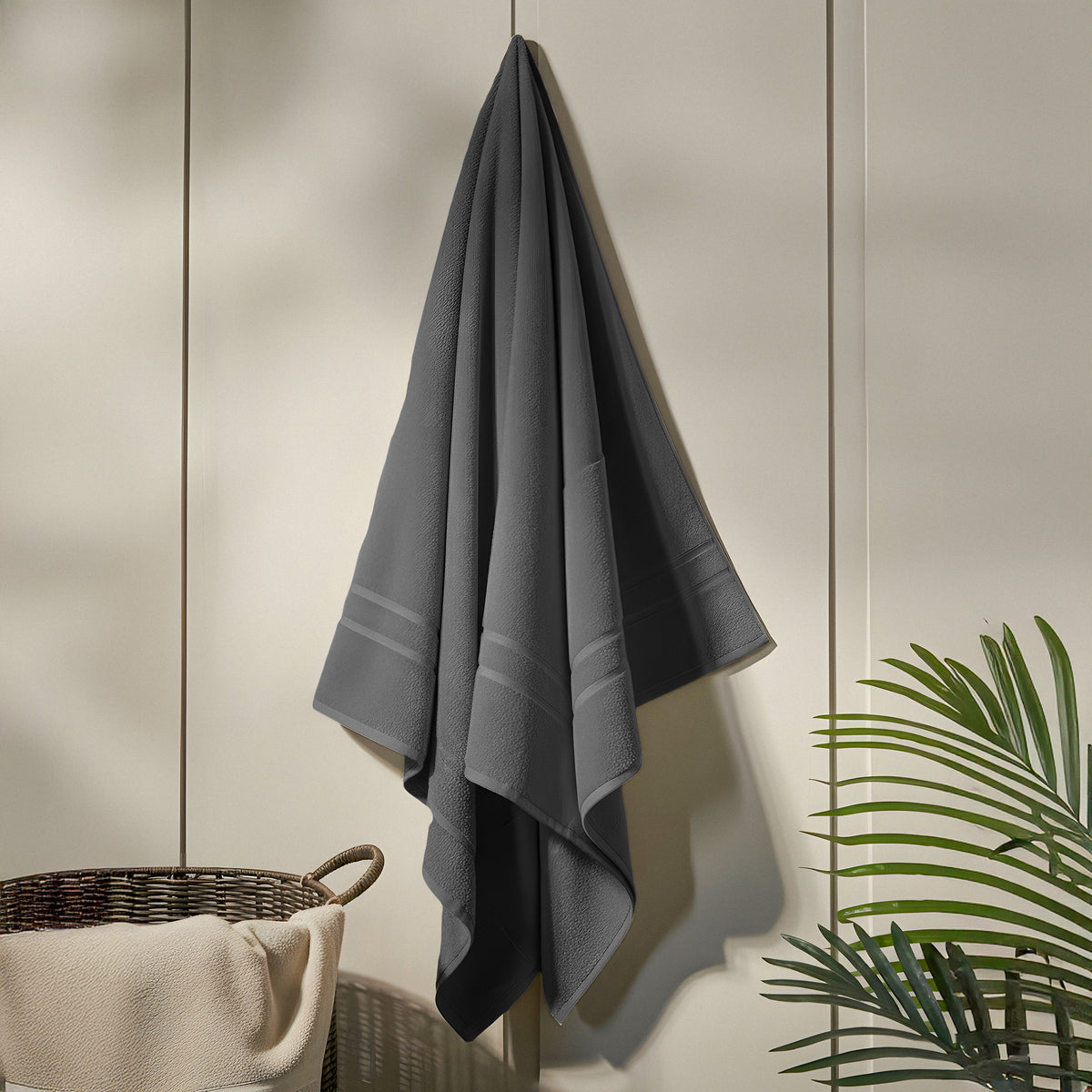 Elora Bath Towel 100% Cotton Graphite Grey 70x150 cm, Soft & Ultra Absorbent