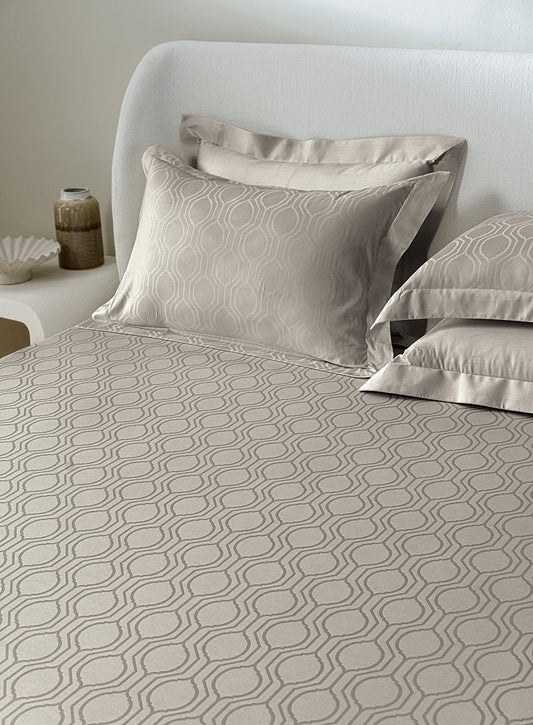 Jacquard Theo Moonsruck 100% Cotton King Size Bedsheet Set with 2 Pillow Covers