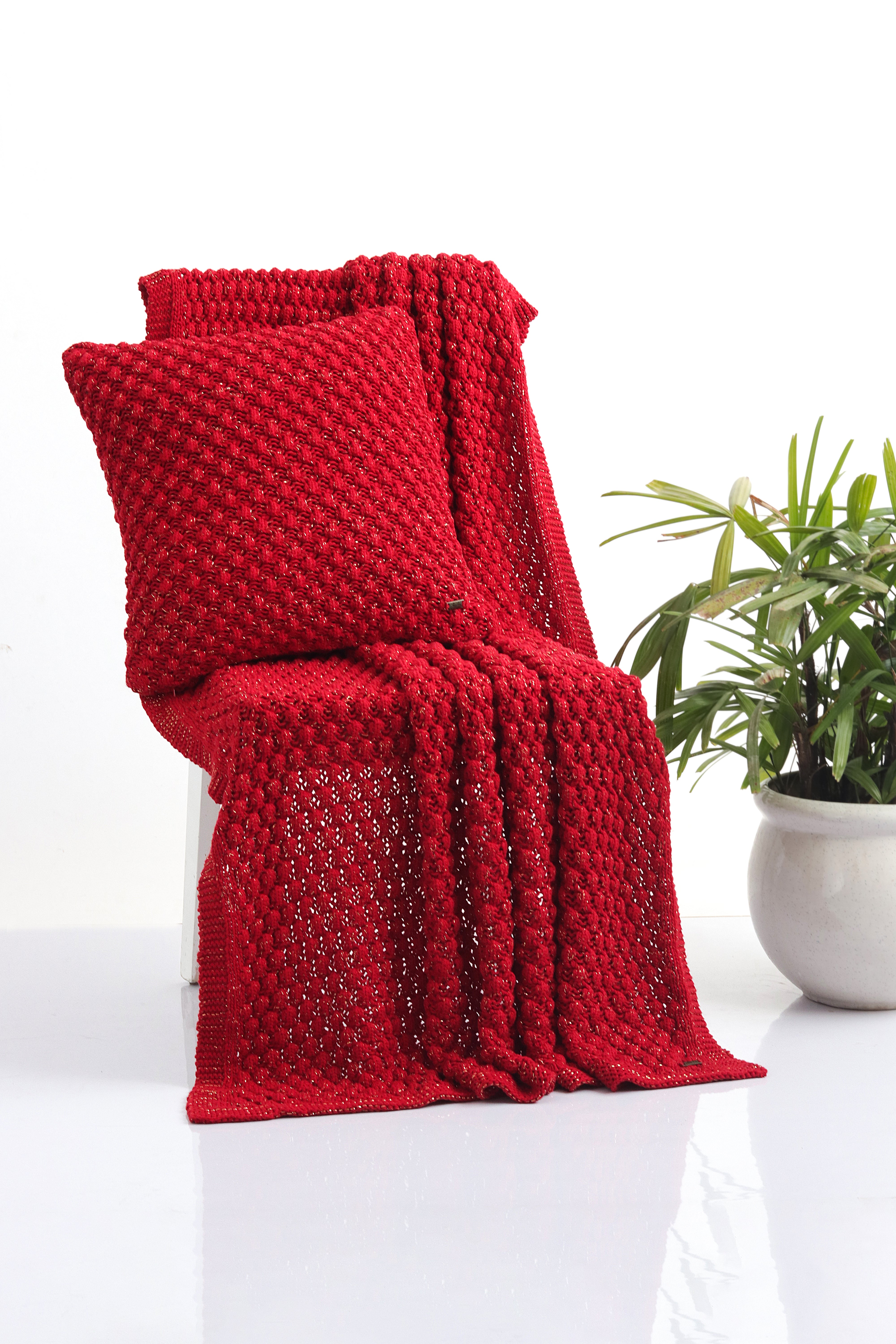 Pluchi Popcorn - Red with Gold Metallic Yarn 100% Cotton Knitted All Season AC Throw Blanket with 2 Cushion Cover Pieces Set - Agarwal Bedding and Furnishing