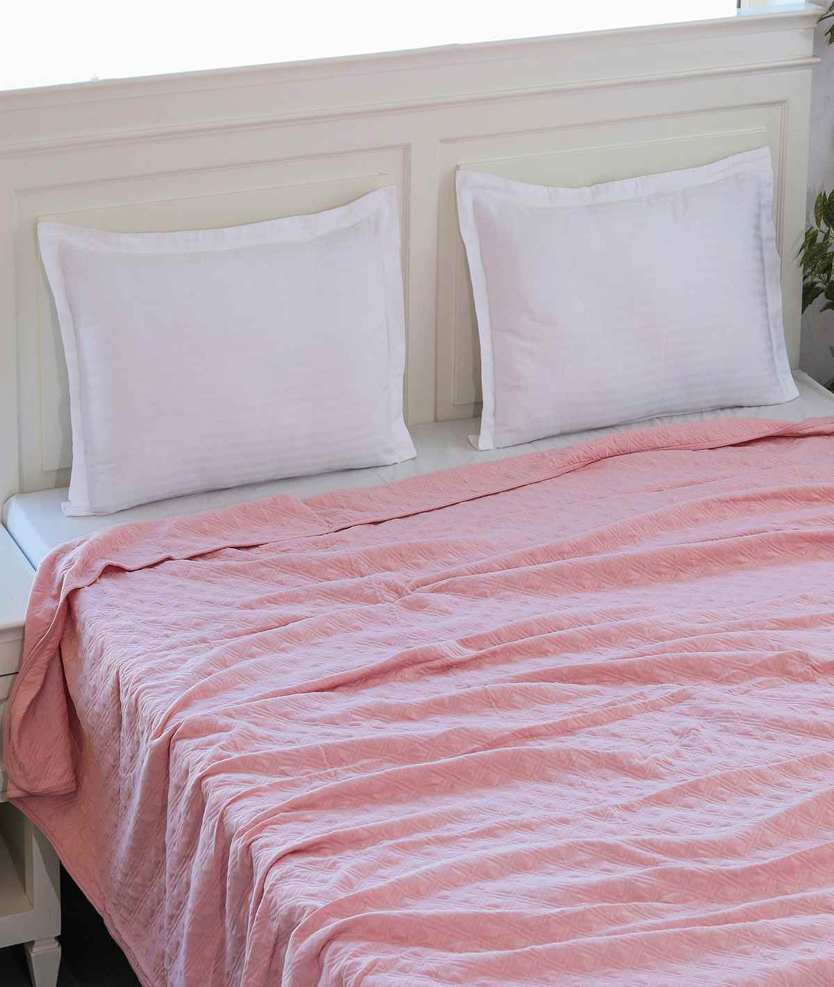 Pluchi Botanic Mist Cotton Knitted Double Bed Dohar / Quilt (Pink Pearl) - Agarwal Bedding and Furnishing