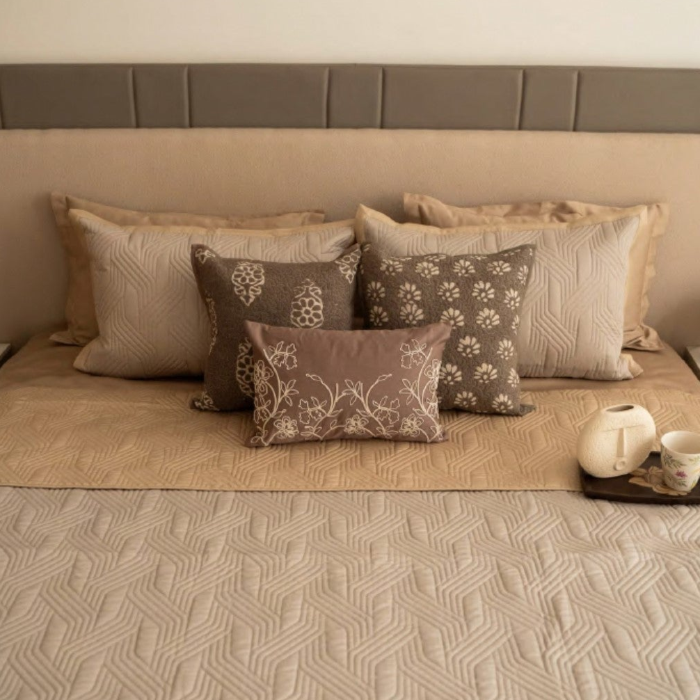 Sadyaska Prime Magnolia King Size Bed Cover | Sand Beige | Enera